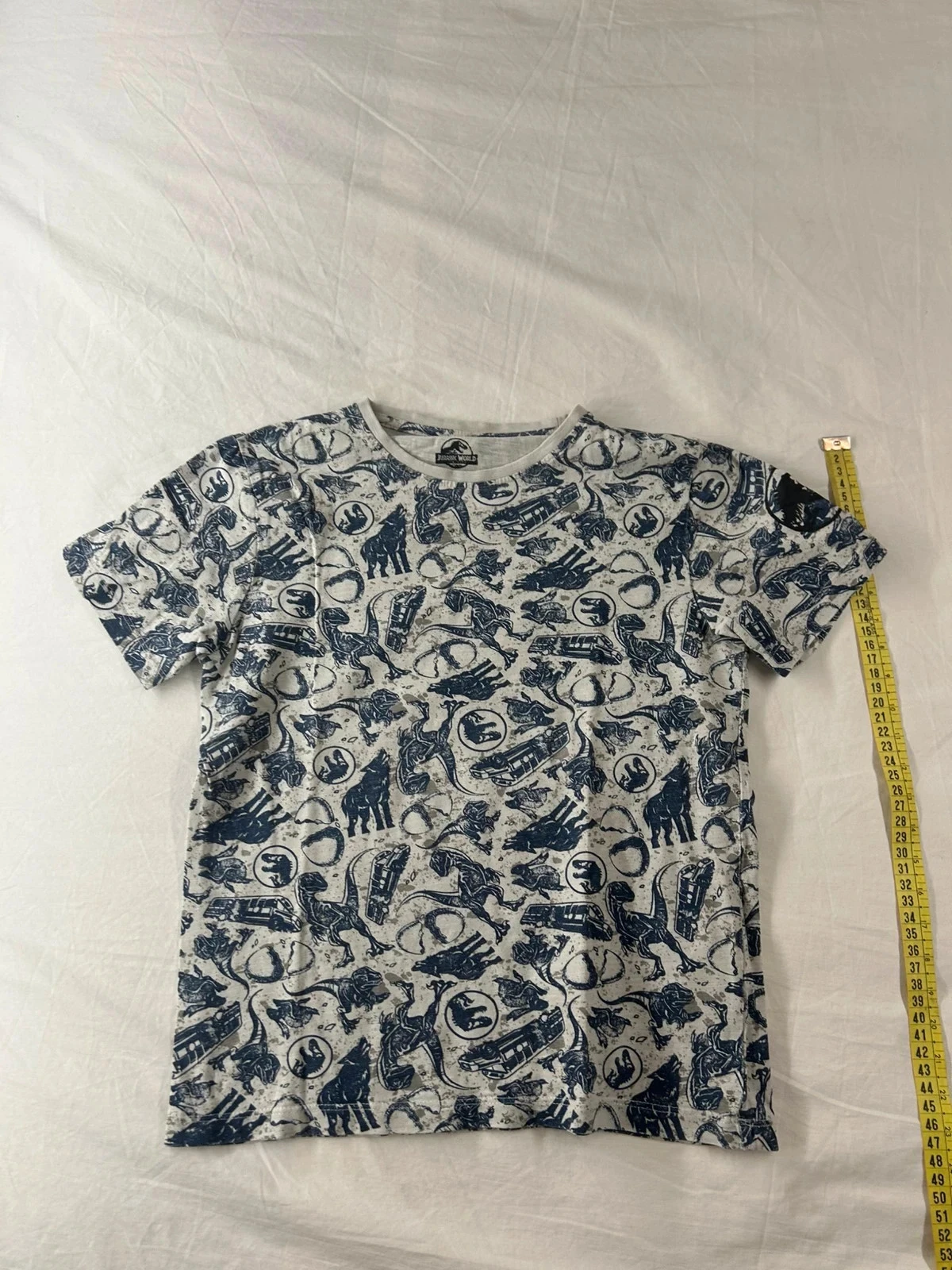 T-shirt gris bleu marine jurassic world